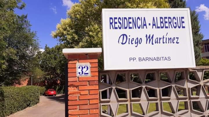Residencia Diego Martinez Паленсия Экстерьер фото